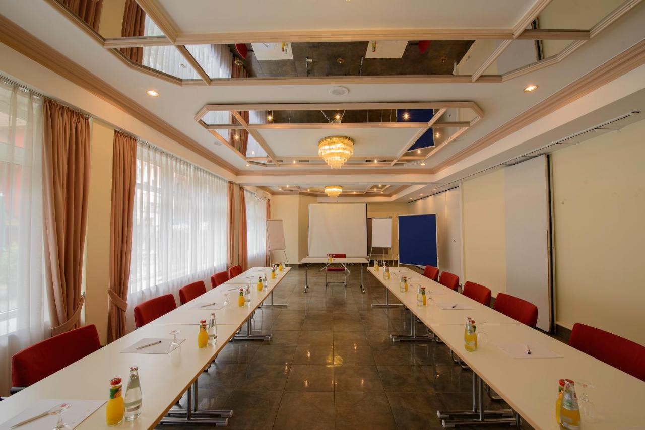 法兰克福机场公园酒店 哈特斯海姆 外观 照片